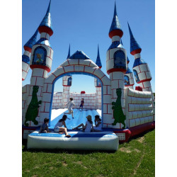 CHATEAU FANTASTIQUE - Location structure gonflable