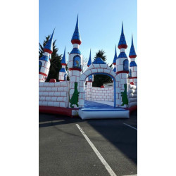 CHATEAU FANTASTIQUE - Location structure gonflable